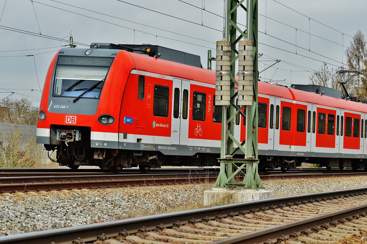S Bahn Train Railway  - Alexas_Fotos / Pixabay